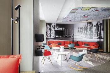 Hotel Ibis Centre Tour Bretagne 3*
